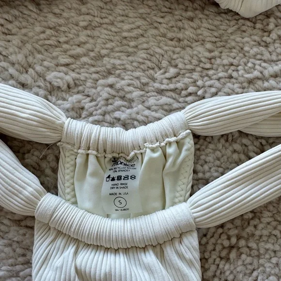 Montce Cream Bikini Set - Picture 6 of 8